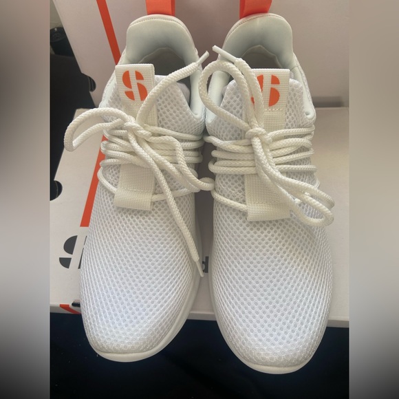 Sports Illustrated Sport Womens Sneakers NWB - Picture 3 of 8